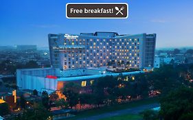 Santika Premiere Dyandra Hotel & Convention - Medan